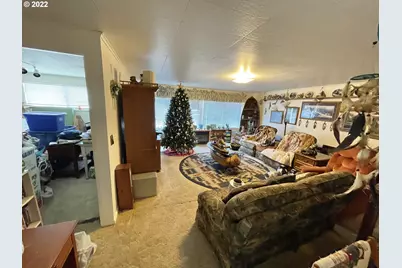 92252 Cape Arago Hwy, Coos Bay, OR 97420 - Photo 17