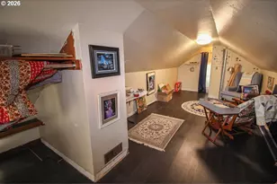 872 E Bridge St, Vernonia, OR 97064 - Photo 15