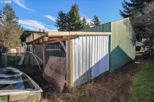 872 E Bridge St, Vernonia, OR 97064 - Photo 27