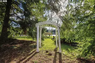 872 E Bridge St, Vernonia, OR 97064 - Photo 39