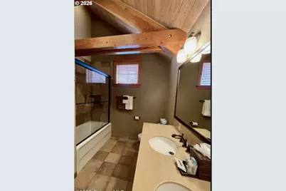 132 E Surfcrest Ave #B2-B, Cannon Beach, OR 97110 - Photo 21