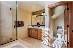 132 E Surfcrest Ave, Cannon Beach, OR 97110 - Photo 15