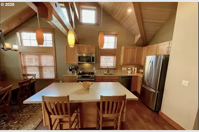 132 E Surfcrest Ave #B2-B, Cannon Beach, OR 97110 - Photo 7