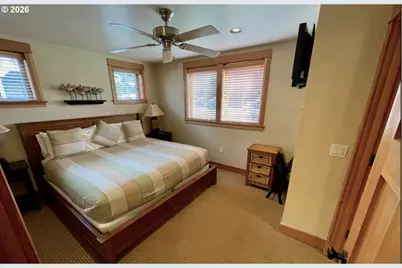 132 E Surfcrest Ave #B2-B, Cannon Beach, OR 97110 - Photo 11