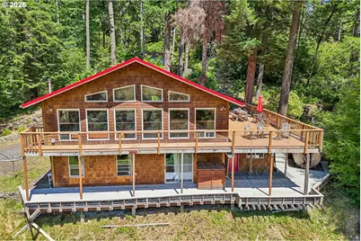 331 Lakeview Rd, White Salmon, WA 98672 - Photo 1