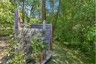 331 Lakeview Rd, White Salmon, WA 98672 - Photo 35