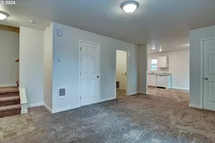 263 20th Ave, Longview, WA 98632 - Photo 5