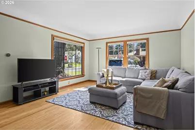 4315 NE 96th Ave, Portland, OR 97220 - Photo 5