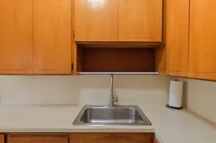 1526 NE 24th Ave, Portland, OR 97232 - Photo 9