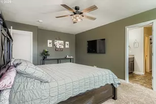 900 Bear Creek Dr, Molalla, OR 97038 - Photo 19