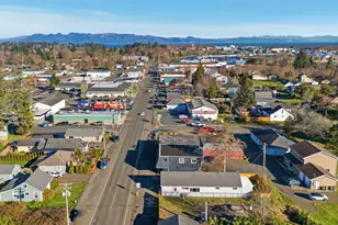 346 S Main, Warrenton, OR 97146 - Photo 39