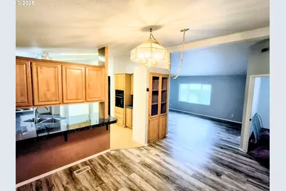 180 Twin Oaks Loop, Winston, OR 97496 - Photo 3