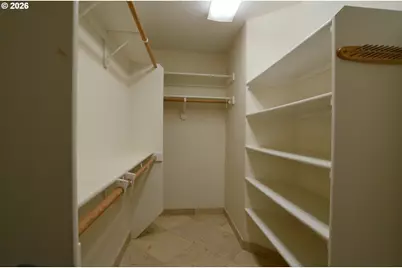 8994 SE Highgate Dr, Happy Valley, OR 97086 - Photo 17