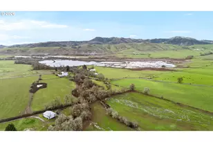 383 Brumbach Rd, Roseburg, OR 97470 - Photo 11