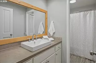3597 SW 32nd St, Redmond, OR 97756 - Photo 21
