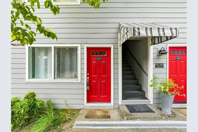 7007 N Burlington Ave, Portland, OR 97203 - Photo 3