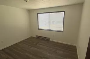 210 Birch St, Junction City, OR 97448 - Photo 9
