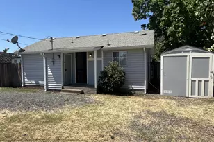 210 Birch St, Junction City, OR 97448 - Photo 3