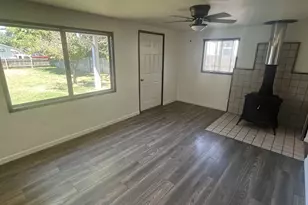 210 Birch St, Junction City, OR 97448 - Photo 5