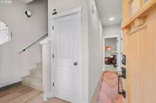 12076 SE Harold St, Portland, OR 97266 - Photo 5