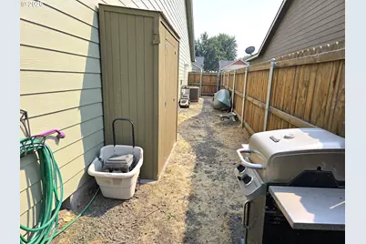1002 SW Olive Ct, Hermiston, OR 97838 - Photo 41