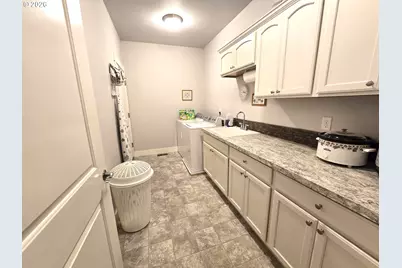 1002 SW Olive Ct, Hermiston, OR 97838 - Photo 27