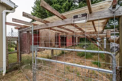 91382 Grinnell Ln, Coos Bay, OR 97420 - Photo 37