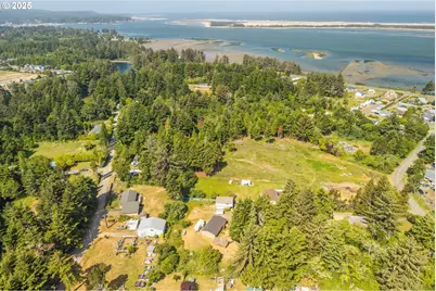 91382 Grinnell Ln, Coos Bay, OR 97420 - Photo 47