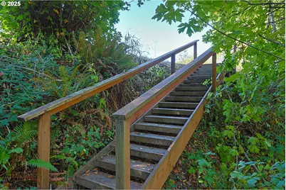60031 Fairview Rd, Coquille, OR 97423 - Photo 37