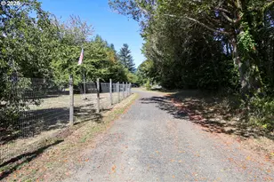 60031 Fairview Rd, Coquille, OR 97423 - Photo 47