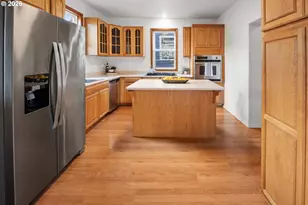 708 33rd St, Astoria, OR 97103 - Photo 9