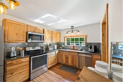 99996/99972 Lone Pine Ln, Myrtle Point, OR 97458 - Photo 13
