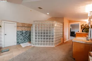 7873 Parker Ln, Turner, OR 97392 - Photo 9