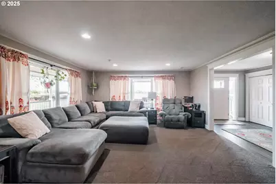 7873 Parker Ln, Turner, OR 97392 - Photo 37