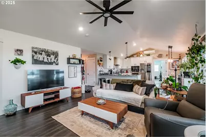 7873 Parker Ln, Turner, OR 97392 - Photo 21