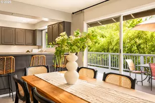 16011 NE Rose Pkwy, Portland, OR 97230 - Photo 9