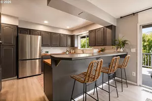 16011 NE Rose Pkwy, Portland, OR 97230 - Photo 7
