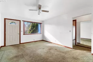 3400 Bradley Dr, Hood River, OR 97031 - Photo 5