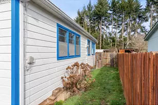 3400 Bradley Dr, Hood River, OR 97031 - Photo 25