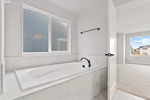 8568 SE Orion Ln, Hillsboro, OR 97123 - Photo 11