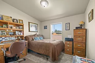 77182 Colonel Jordon Rd, Hermiston, OR 97838 - Photo 5