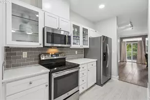 14172 SW Barrows Rd, Portland, OR 97223 - Photo 11