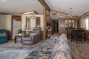 17460 NE Glisan St, Portland, OR 97230 - Photo 7