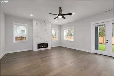 15241 SE Towers Ter, Milwaukie, OR 97267 - Photo 7