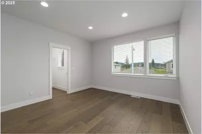 15241 SE Towers Ter, Milwaukie, OR 97267 - Photo 19