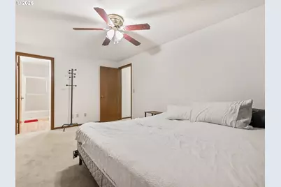 1333 SW 19th Dr, Gresham, OR 97080 - Photo 23