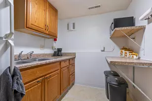 1333 SW 19th Dr, Gresham, OR 97080 - Photo 27