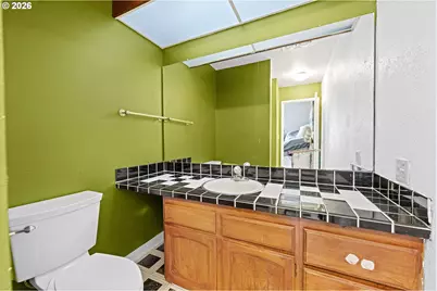 404 Chinook Ave, Astoria, OR 97103 - Photo 33