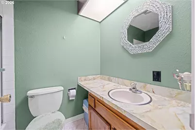 404 Chinook Ave, Astoria, OR 97103 - Photo 27