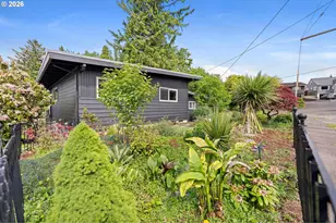 404 Chinook Ave, Astoria, OR 97103 - Photo 3